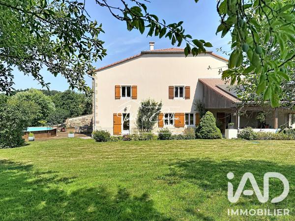Maison à vendre 8 pièces 227 m² Ville-sur-Illon