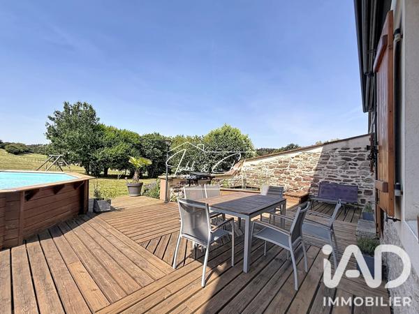 Maison à vendre 8 pièces 227 m² Ville-sur-Illon