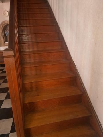 MAISON EN PIERRE AVEC GARAGE ET STATIONNEMENT