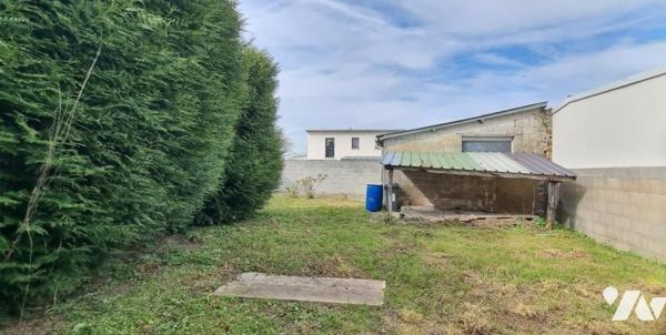 LA GUERCHE DE BGNE - Centre ville - Maison avec terrain