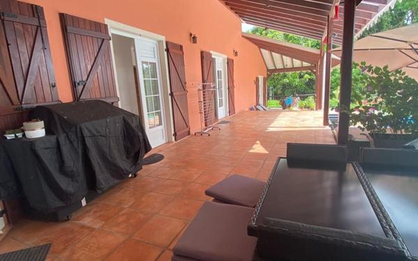 Maison à vendre    4 pièces •  Le Lamentin