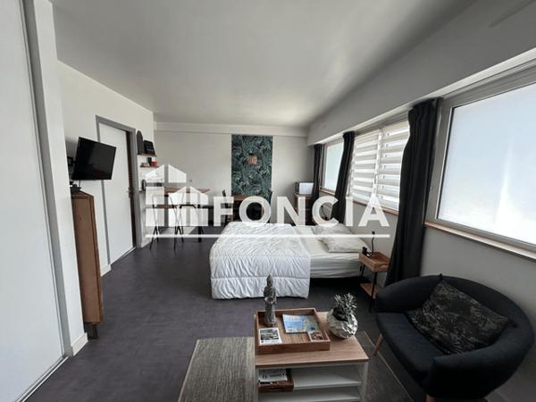 Location Studio meublé 29.59 m² - Vannes 56000