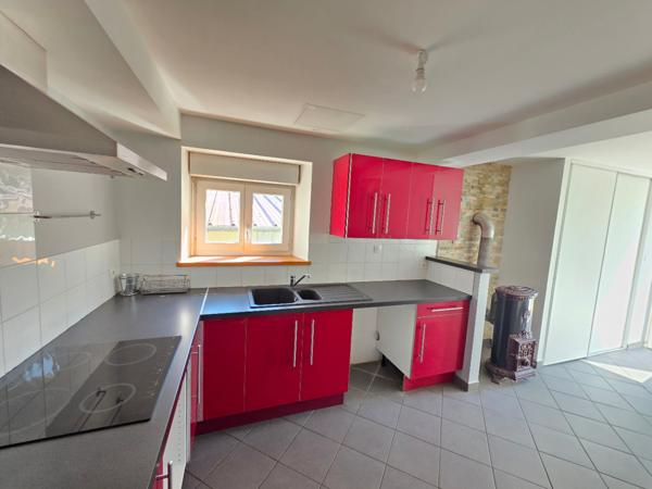 Location maison près de SAINT CLAIR DE LA TOUR - 4 pièce(s) - 69 m² - 900 €/mois