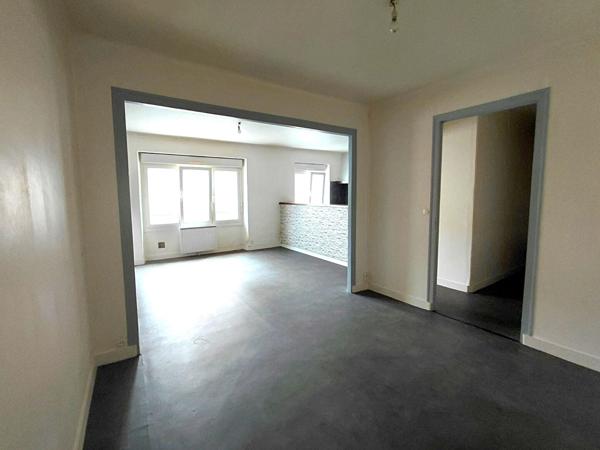 ACHAT/VENTE LAVAL IMMEUBLE CENTRE VILLE
