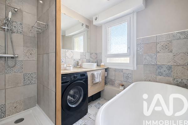 Appartement à vendre 4 pièces 81 m² Saint-Aubin-lès-Elbeuf