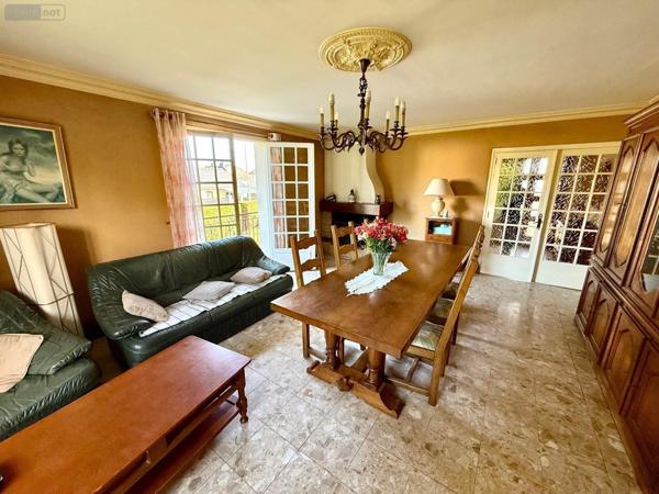 Maison à vendre à Saint-Jouan-des-Guérets en Ille-et-Vilaine (35430), ref : 35144/299