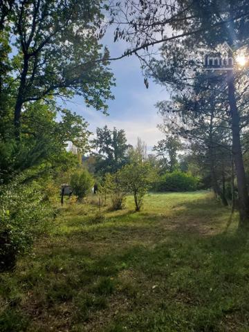 A vendre un terrain de 5085m² avec une bâtisse de 67m².