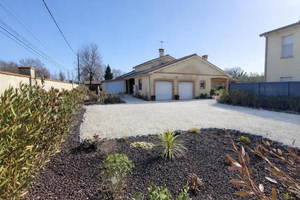 Maison d’architecte de plain-pied – 250 m²