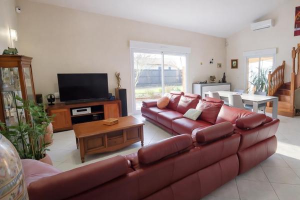 Maison d’architecte de plain-pied – 250 m²