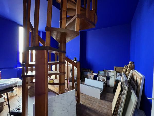 Montreuil (93100) Aypique et exceptionnel - Immeuble 2 appartements, un local commercial et une cour arrière