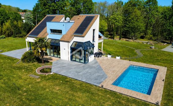 Maison d’architecte de standing avec sous-sol complet et performance énergétique