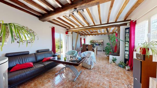 LONGERE Proche ETREPAGNY 3 chambres Jardin