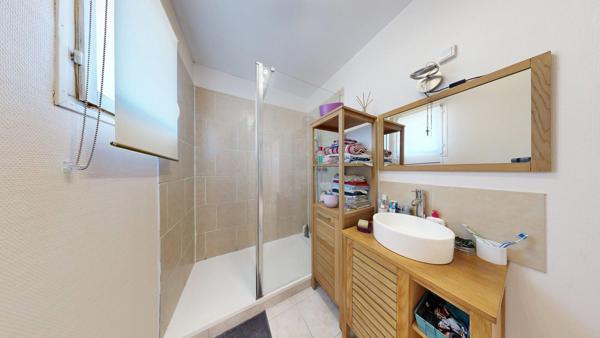 LONGERE Proche ETREPAGNY 3 chambres Jardin