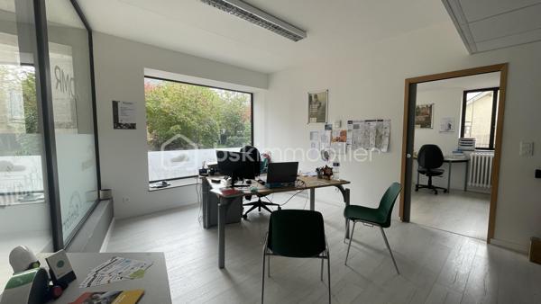 Bureau de 58 m²