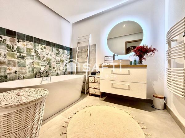 Belle maison contemporaine, familiale avec piscine et garage