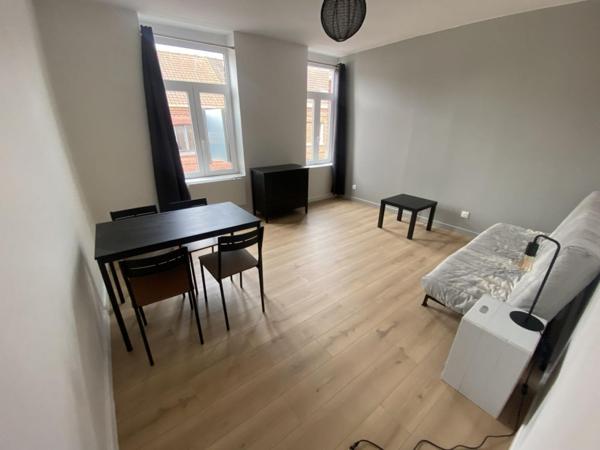 A LOUER : T1 à LILLE • Wazemmes • 570 € CC • Réf. G541-3
