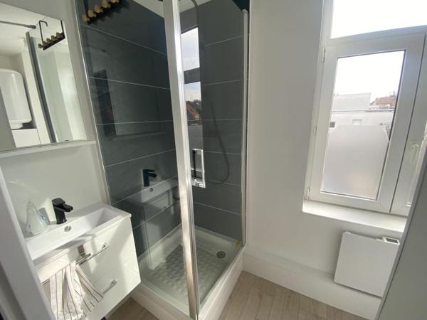 A LOUER : T1 à LILLE • Wazemmes • 570 € CC • Réf. G541-3