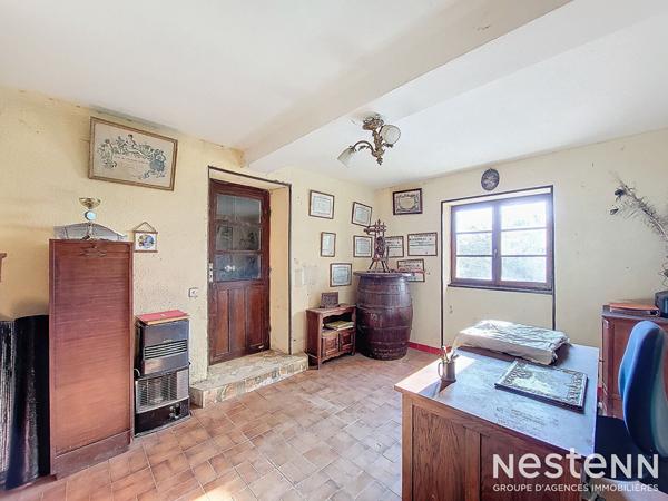 À vendre Propriété de 6900 m² avec Gasconne à rénover de 207 m², dépendances et deux gîtes