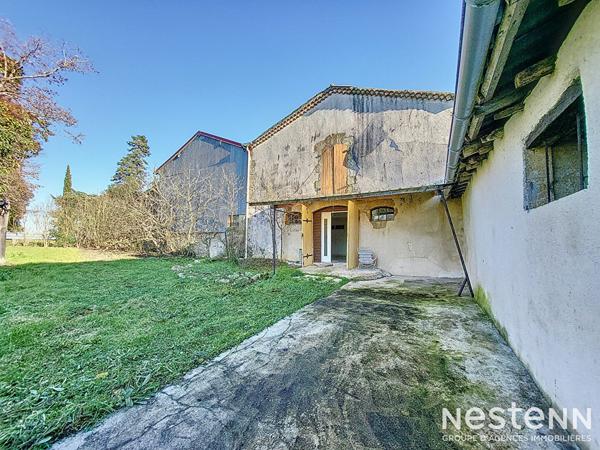 À vendre Propriété de 6900 m² avec Gasconne à rénover de 207 m², dépendances et deux gîtes