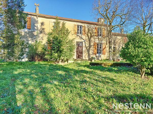 À vendre Propriété de 6900 m² avec Gasconne à rénover de 207 m², dépendances et deux gîtes