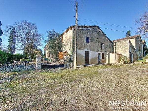 À vendre Propriété de 6900 m² avec Gasconne à rénover de 207 m², dépendances et deux gîtes