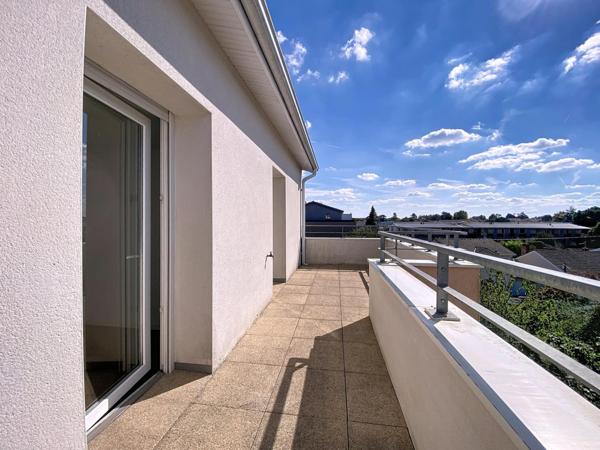 T3 dernier étage, 2 terrasses, 2 parkings couverts