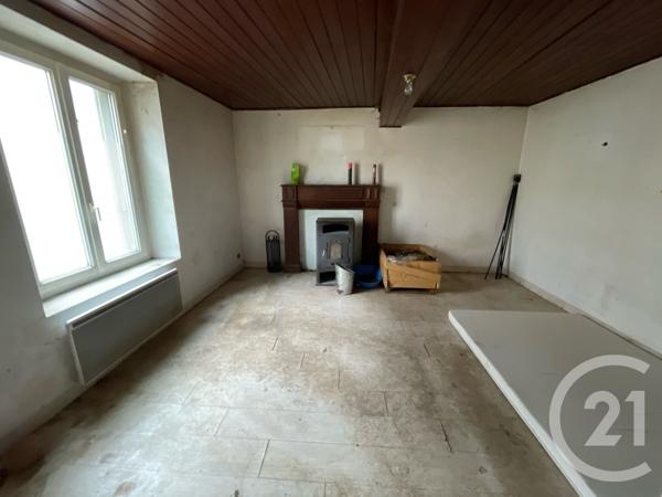 Appartement T3 à vendre  3 pièces - 58,74 m 2   CHATELLERAULT  - 86