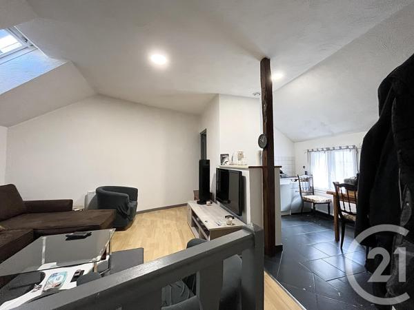 Appartement T3 à vendre  3 pièces - 58,74 m 2   CHATELLERAULT  - 86