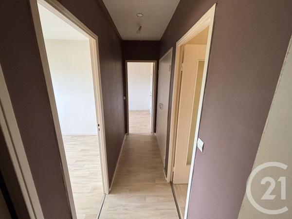 Appartement T3 à vendre  3 pièces - 58,74 m 2   CHATELLERAULT  - 86