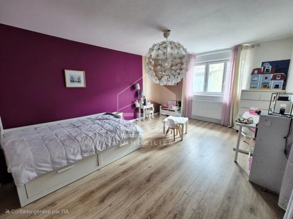 MAISON DE FAMILLE SITUEE A LEFOREST