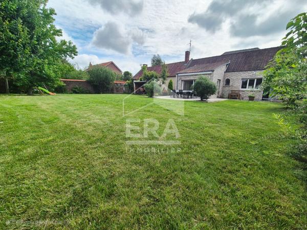 MAISON DE FAMILLE SITUEE A LEFOREST