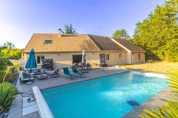 Maison Chabris 6 pièce(s) 165 m2
