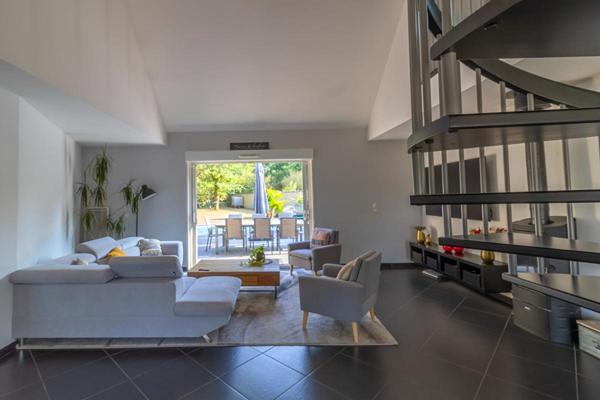 Maison Chabris 6 pièce(s) 165 m2