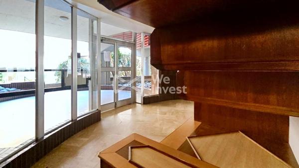 Appartement T2/T3 type Loft avec vue sur la mer, garage fermé en sous-sol, rue de la République, La joliette