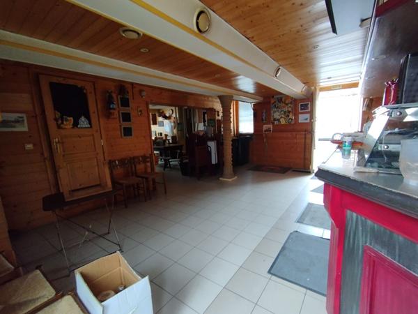 Immeuble 3 pièces 132 m2