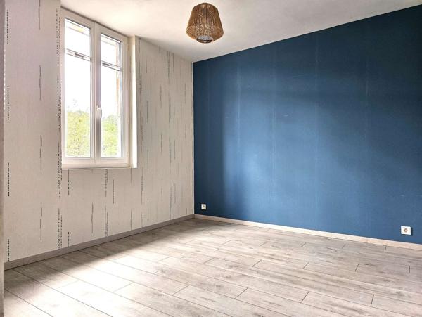 Vianne (47230) EXCLUSIVITÉ VIANNE (47) - MAISON MITOYENNE - 90M² - 5 PIÈCES - 3 CHAMBRES - BUREAU - TERRASSES - TERRAIN 540M²