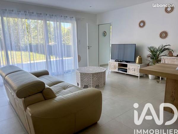Maison à vendre 5 pièces 150 m² Rochefort