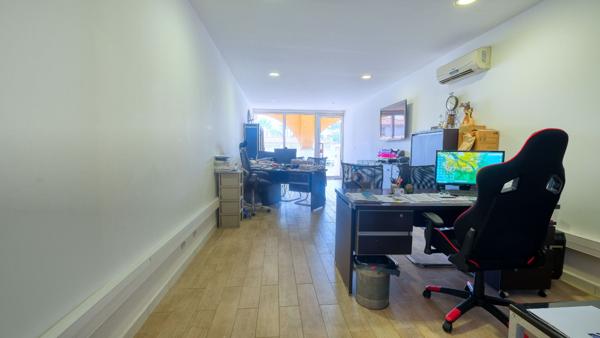 Murs commerciaux Biguglia - La Marana 2 pièce(s) 50 m2