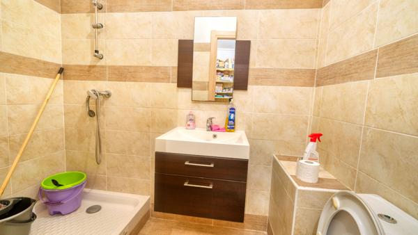 Murs commerciaux Biguglia - La Marana 2 pièce(s) 50 m2