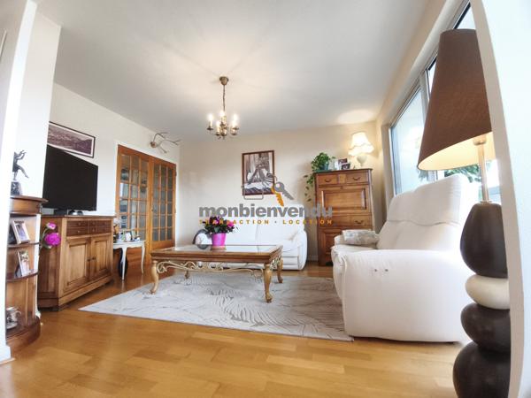 Appart T4/T5 avec double séjour, balcon