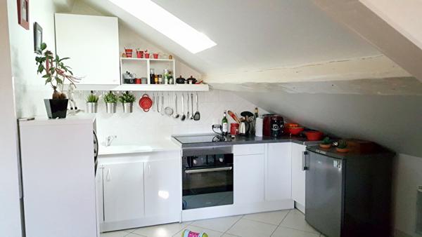 Appartement 2 pièces Sainte Geneviève des Bois 33m² (53 m² au sol)
