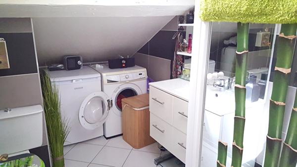 Appartement 2 pièces Sainte Geneviève des Bois 33m² (53 m² au sol)