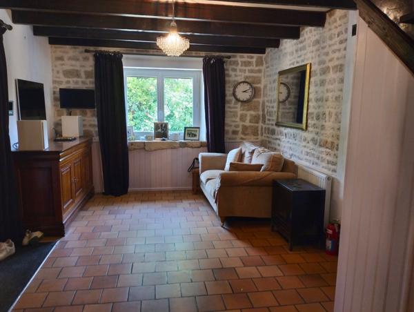 Stunning French Country Property with Heated Pool, Barn and 3,850 m² of Land