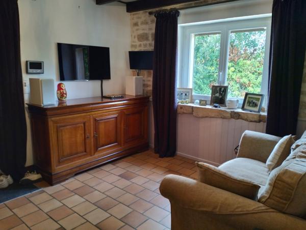 Stunning French Country Property with Heated Pool, Barn and 3,850 m² of Land