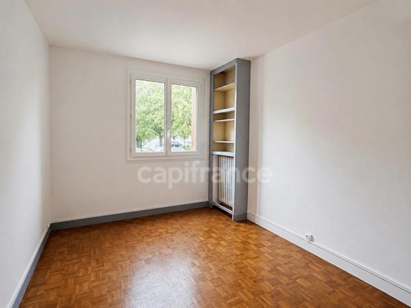 ANTONY (92) – Fontaine Michalon / Paul Bert | 3 pièces 55 m² – 2 chambres – Traversant Est/Ouest – Parking– Cave – RER B à 5 min à pied