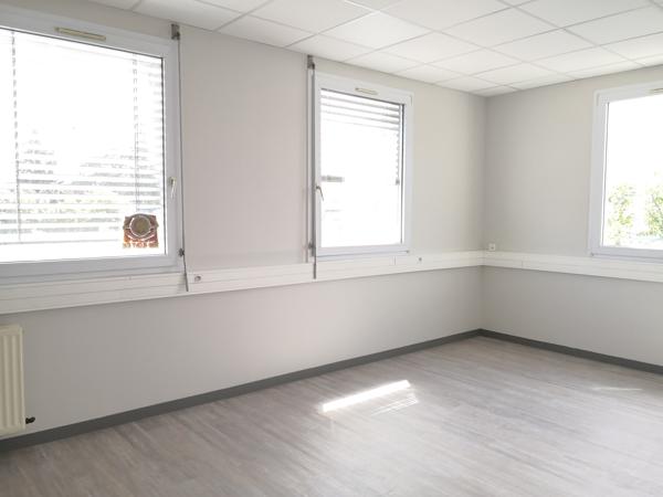 À VENDRE : Investissement dans un plateau de bureaux situés en centre-ville de Roanne