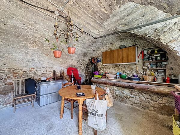 Achat maison Châteauneuf-Villevieille - 7 pièce(s) - 170 m² - 590 000 €