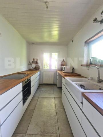  À vendre : Maison de ville rénovée et très cozy au cœur de Castelsarrasin