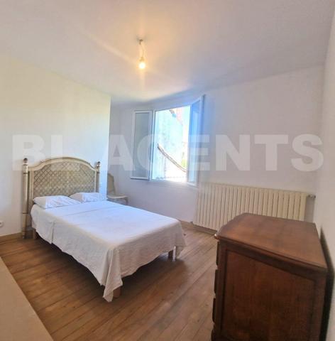  À vendre : Maison de ville rénovée et très cozy au cœur de Castelsarrasin