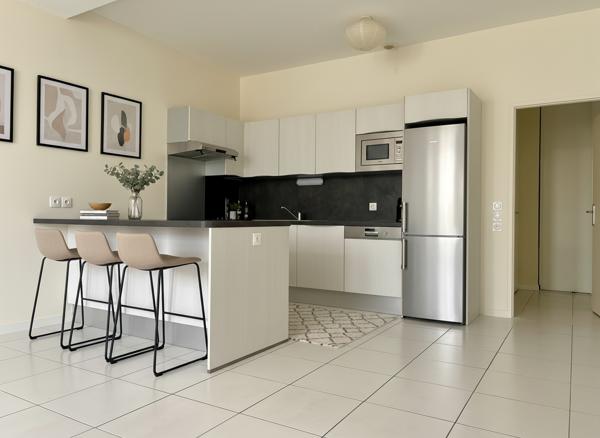 Appartement de 75m² - Extérieur et parking - Jardin Botanique , Bordeaux
